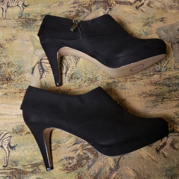 Adrienne Vittadini - Picture 2 of 6